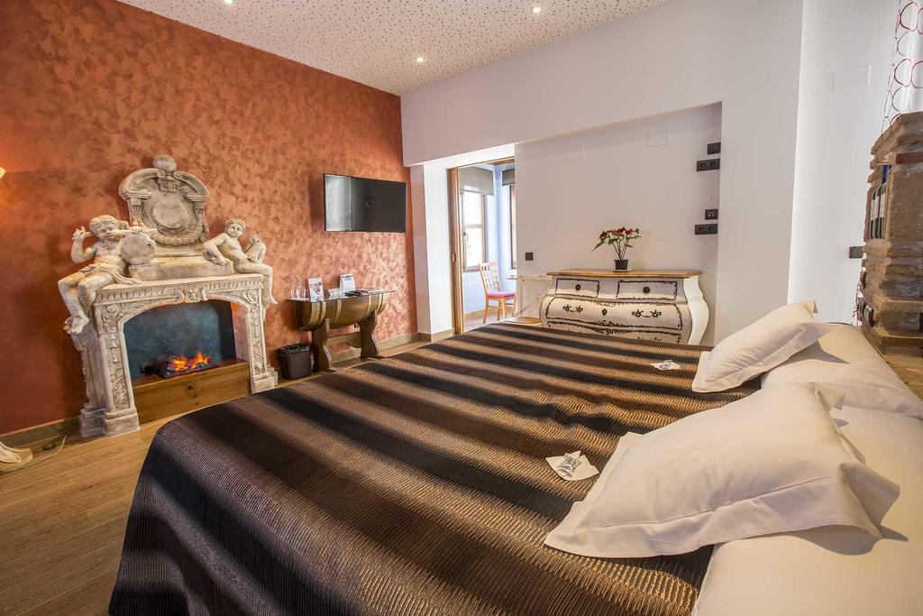 Hotel Spa El Lagar De Isilla La Vid y Barrios Ngoại thất bức ảnh